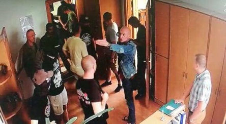 Свежие новости: Под Киевом напали на работников 