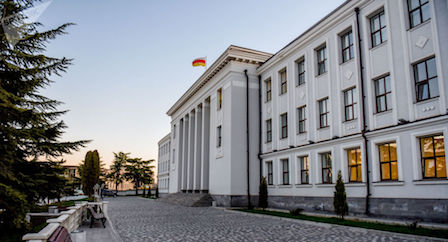 Свежие новости: Парламент Южной Осетии осудил «реваншистские действия» Баку против Арцаха