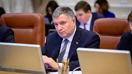 Свежие новости: «Исполнительные органы – у вас прогнило», – Аваков отреагировал на перестрелку перевозчиков на Киевщине