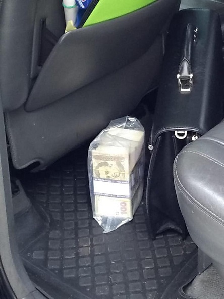 Свежие новости: На взятке в 300 тысяч гривен задержали главу «Донецкого облавтодора»