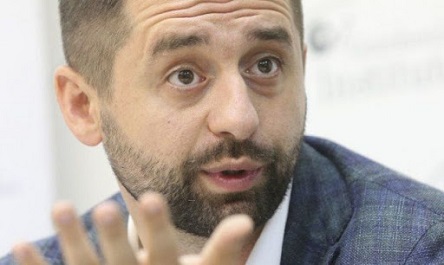 Свежие новости: Арахамия считает, что Николаевский облсовет и ОГА должны наладить сотрудничество: «Они дерутся ни за что»