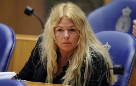 Свежие новости: В Нидерландах политик совершила суицид после изнасилования мусульманами