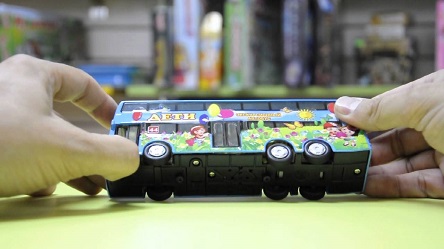 Свежие новости: В Киеве дети не вернулись сэкскурсии