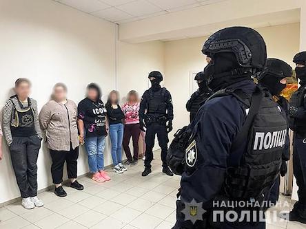 Свежие новости: В Николаеве полиция выявила колл-центр мошеннической направленности