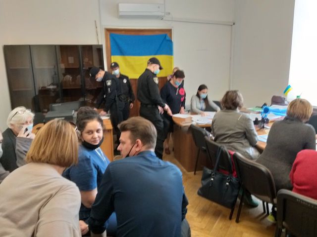 Фото новости: Горизбирком Николаева обвинил его главу от «Слуги народа» в саботаже и препятствовании избирательному процессу Свежие новости: Горизбирком Николаева обвинил его главу от «Слуги народа» в саботаже и препятствовании избирательному процессу