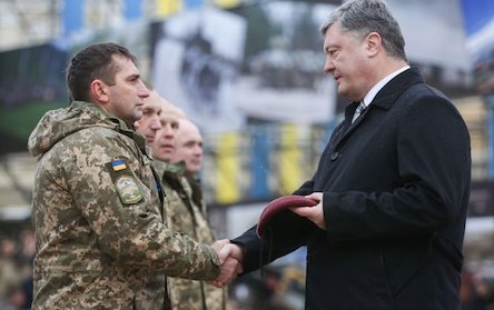 Свежие новости: Украинские десантники получили новое название и темно-бордовые береты