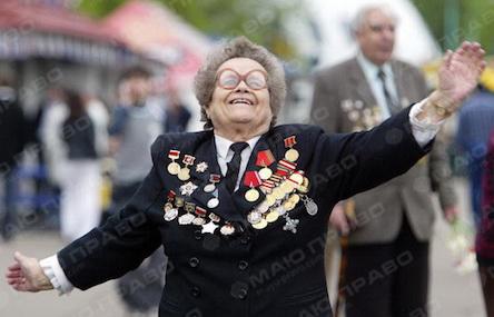 Свежие новости: В Севастополе ветеранам выдали по одной квартиры на двоих