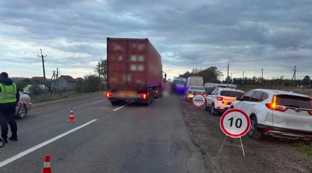 Свежие новости: На Одещині вантажівка збила насмерть двох військових на блокпості