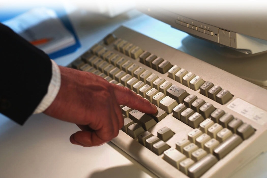 Свежие новости: Электронное декларирование доходов чиновников - путь к преодолению коррупции