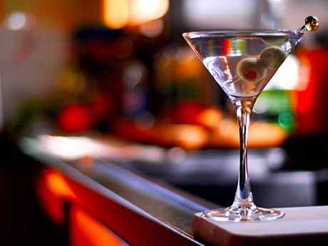 Свежие новости: Воспитанницы интерната сбежали в Николаев, чтобы «завести новые знакомства», но полиция вернула их обратно