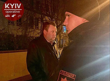 Свежие новости: ФОТО: Щенки, та вы сейчас меня сопровождать домой будете, а завтра я вас всех на ноль умножу, - в Киеве сотрудник ГПУ угрожал патрульным