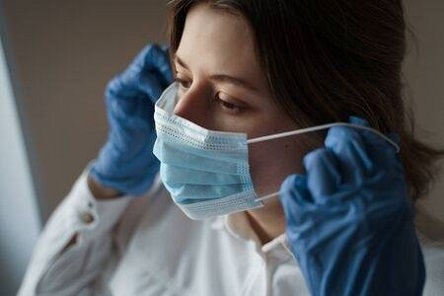 Свежие новости: Начиная с сегодня решение об усилении карантина будут принимать местные власти