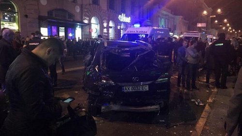 Свежие новости: Смертельная авария в Харькове: медикам удалось сохранить беременность пострадавшей девушки