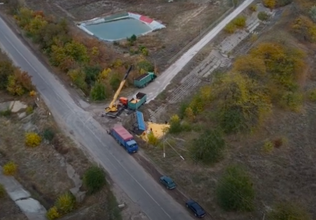 Свежие новости: В селе под Николаевом перевернулся прицеп с зерном