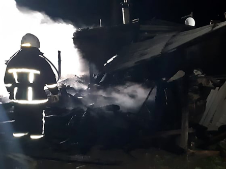 Свежие новости: На Николаевщине сгорели крыша и утеплитель частного дома