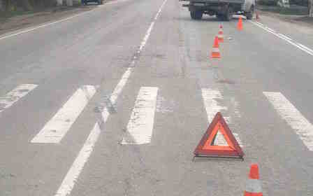 Свежие новости: В Южноукраинске водитель скутера сбил 13-летнюю девочку и бросил на дороге