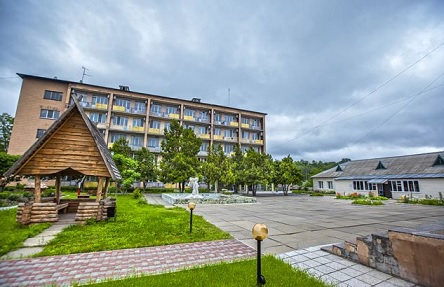 Свежие новости: Сегодня в Новых Санжарах заканчивается карантин у эвакуированных из Китая, все пакуют вещи и ждут президента