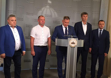 Свежие новости: Николаевские нардепы потребовали от Гройсмана вернуть 100 миллионов на ремонт дорог в области