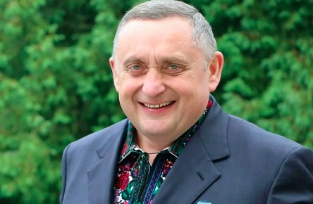 Свежие новости: В спальне Дубневича нашли флешку с контактами Кучмы и дарственные договоры на крупные суммы