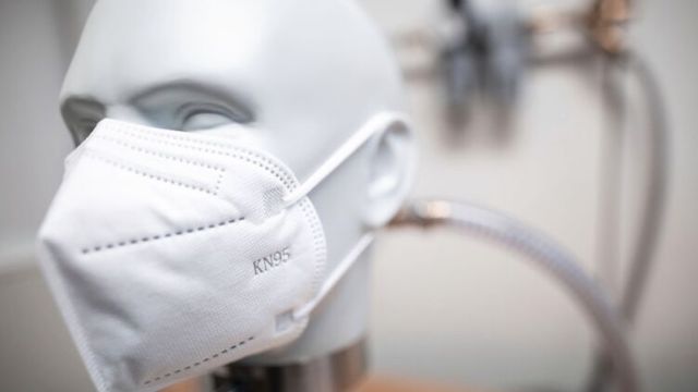 Свежие новости: Купили на миллиард евро. В Германии скандал из-за некачественных масок. Главе Минздрава грозит отставка