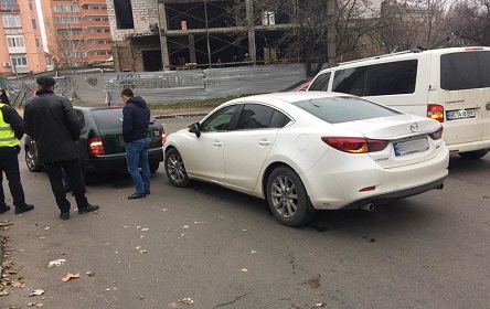 Свежие новости: В Николаеве «Мазда» врезалась в «Шкоду»