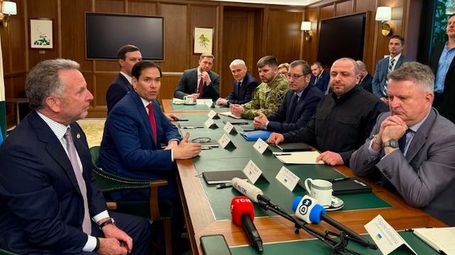 Свежие новости: У Флориді почалися переговори делегацій України і США