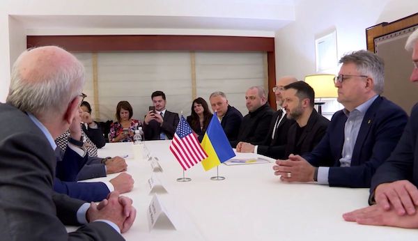 Свіжі новини: Зеленський у США: санкції проти РФ, ППО та переговори з Трампом