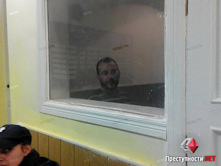 Свежие новости: В Николаеве пьяный водитель врезался в столб, после чего пытался скрыться на такси