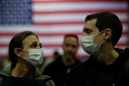 Фото новости: В США число жертв COVID-19 превысило 1000 человек Свежие новости: В США число жертв COVID-19 превысило 1000 человек