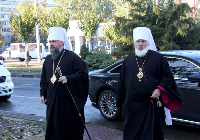 Свежие новости: Епифаний приехал в Николаев на новенькой AUDI A8 за ₴2,7 млн