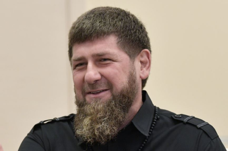 Свежие новости: Кадыров отчитал известного в Чечне предпринимателя Ахметханова