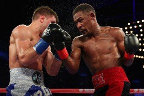 Свежие новости: Бой Деревянченко - Джейкобс: украинец впервые проиграл бой на профессиональном ринге