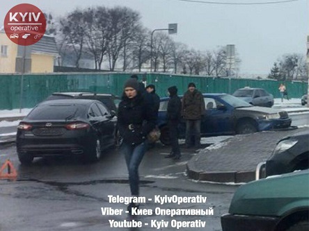 Свежие новости: В Киеве в районе ЖД вокзала затруднено движение из-за ДТП