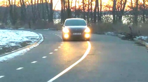 Свежие новости: В Николаеве несколько человек катались на автомобилях в парке