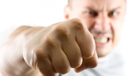 Свежие новости: В Николаеве охранник супермаркета избил покупателя