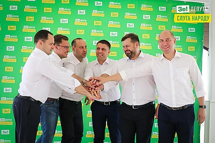 Свежие новости: Трое николаевских «слуг народа» получили компенсацию за аренду жилья в столице