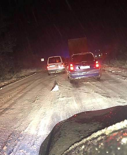 Свежие новости: На Николаевщине из-за снегопада в затор попали 35 автомобилей – из «пробки» вытащили автобус с детьми