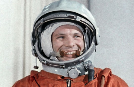 Свежие новости: Как выглядит Киев из космоса и почему больше не летали на Луну. Пять интересных фактов ко Дню космонавтики