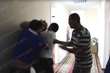 Свежие новости: Креминь призвал руководство полиции открыть дело по драке депутатов Фроленко и Барны