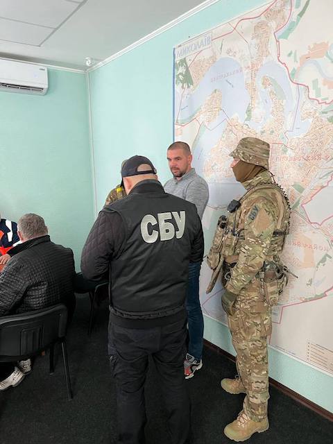 Свежие новости: Директора «Миколаївської ритуальної служби», підозрюваного у держзраді, взяли під варту без права застави