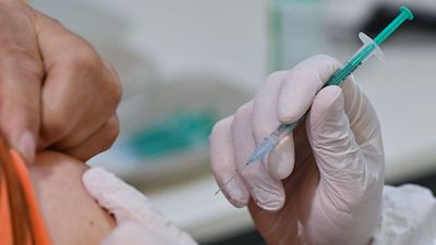 Свежие новости: На Николаевщине вакцинировали почти 500 человек