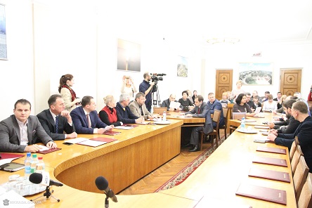 Свежие новости: Исполком горсовета внес изменения в решение об оптимизации движения крупногабаритного транспорта