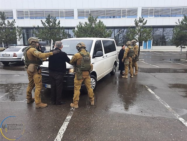 Фото новости: В Николаеве суд арестовал без залога организаторов торговли метадоном, которые хотели подкупить начальника управления наркополиции Свежие новости: В Николаеве суд арестовал без залога организаторов торговли метадоном, которые хотели подкупить начальника управления наркополиции