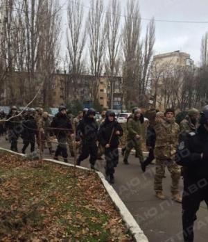 Свежие новости: Люди в масках устроили погром в здании Одесской таможни: крушили кабинет Марушевской