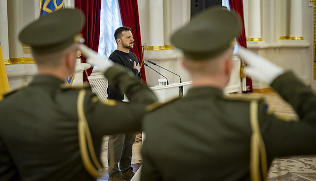 Свежие новости: Президент Зеленський присвоїв звання Герой України двом захисникам Миколаївщини