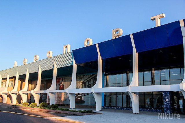 Свежие новости: Авикомпания Windrose с 9 ноября отменяет полеты по маршруту Николаев - Киев