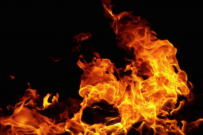 Свежие новости: В Николаеве горела квартира в доме: мужчину с ожогами госпитализировали