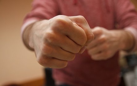 Свежие новости: В Веселиново мужчина изнасиловал мать своей сожительницы