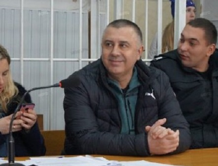 Фото новости: В Николаеве полиция проводит масштабные обыски по делу о покушении на Титова - следователи допрашивают «Наума» Свежие новости: В Николаеве полиция проводит масштабные обыски по делу о покушении на Титова - следователи допрашивают «Наума»