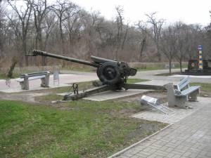 Свежие новости: В Николаеве вандалы разгромили Аллею Славы